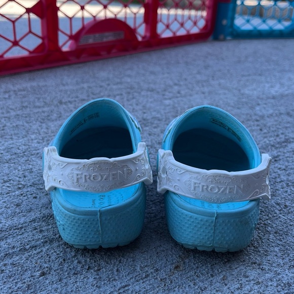 Crocs - Frozen❄️ - Picture 6 of 6